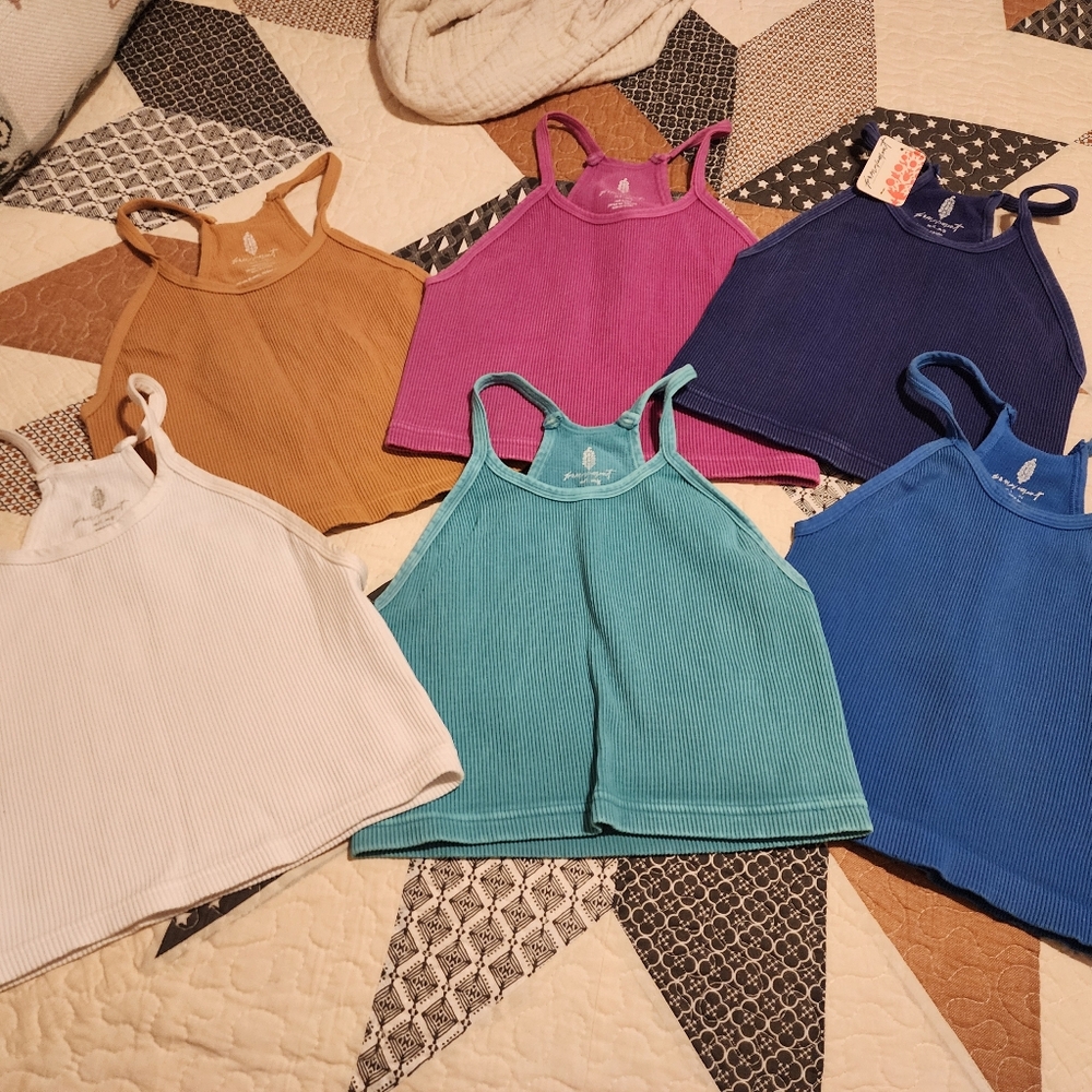 Free people tanks medium